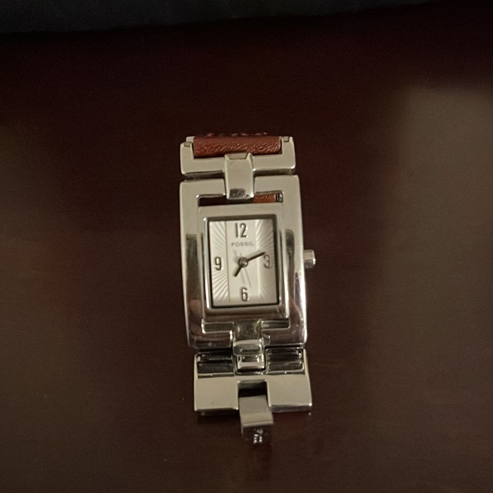 Fossil Watch. Used/ Good Condition. - image 2